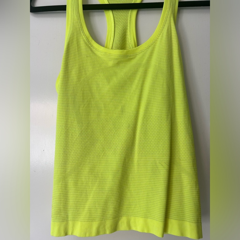 Lululemon swiftly tank race length